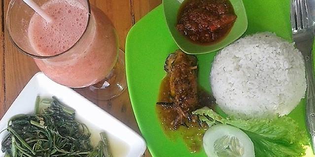 Malam Berasa di Lesehan Bambu: Nikmati Kuliner Cilacap yang Menggoda